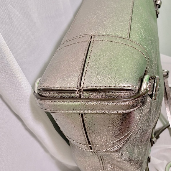 Authentic MICHAEL KORS Fallon Medium Nickel Satchel Leather Handbag - Picture 10 of 17